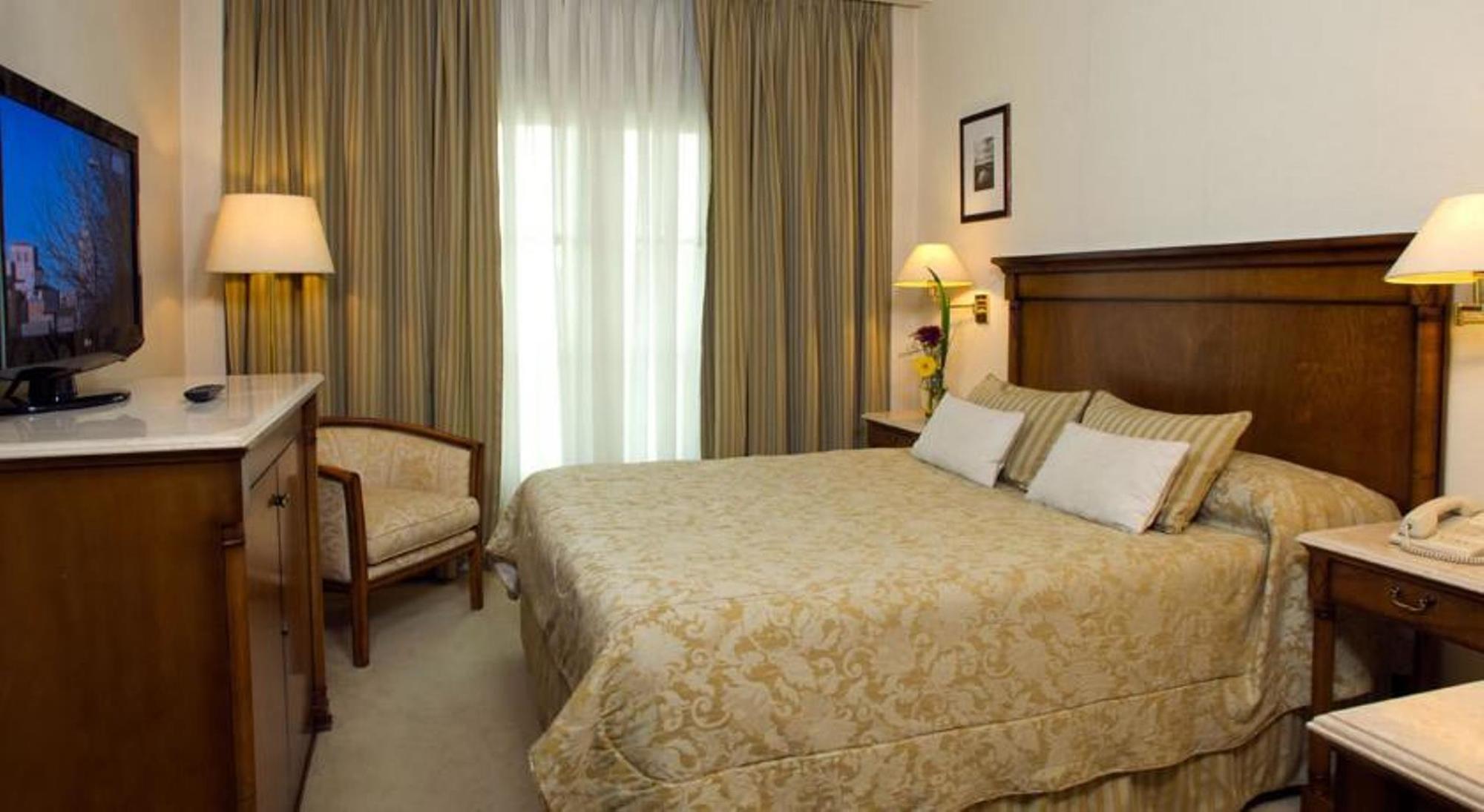 Howard Johnson Hotel 9 De Julio Avenue Buenos Aires Dış mekan fotoğraf