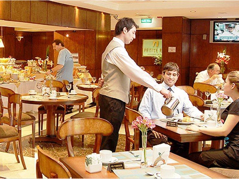 Howard Johnson Hotel 9 De Julio Avenue Buenos Aires Dış mekan fotoğraf