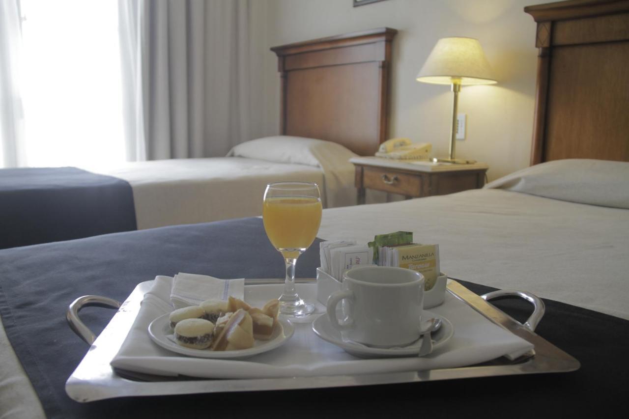 Howard Johnson Hotel 9 De Julio Avenue Buenos Aires Dış mekan fotoğraf